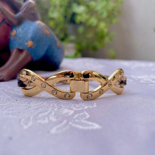 WhatsApp Image 2024-10-16 at 12.33.18 (21)